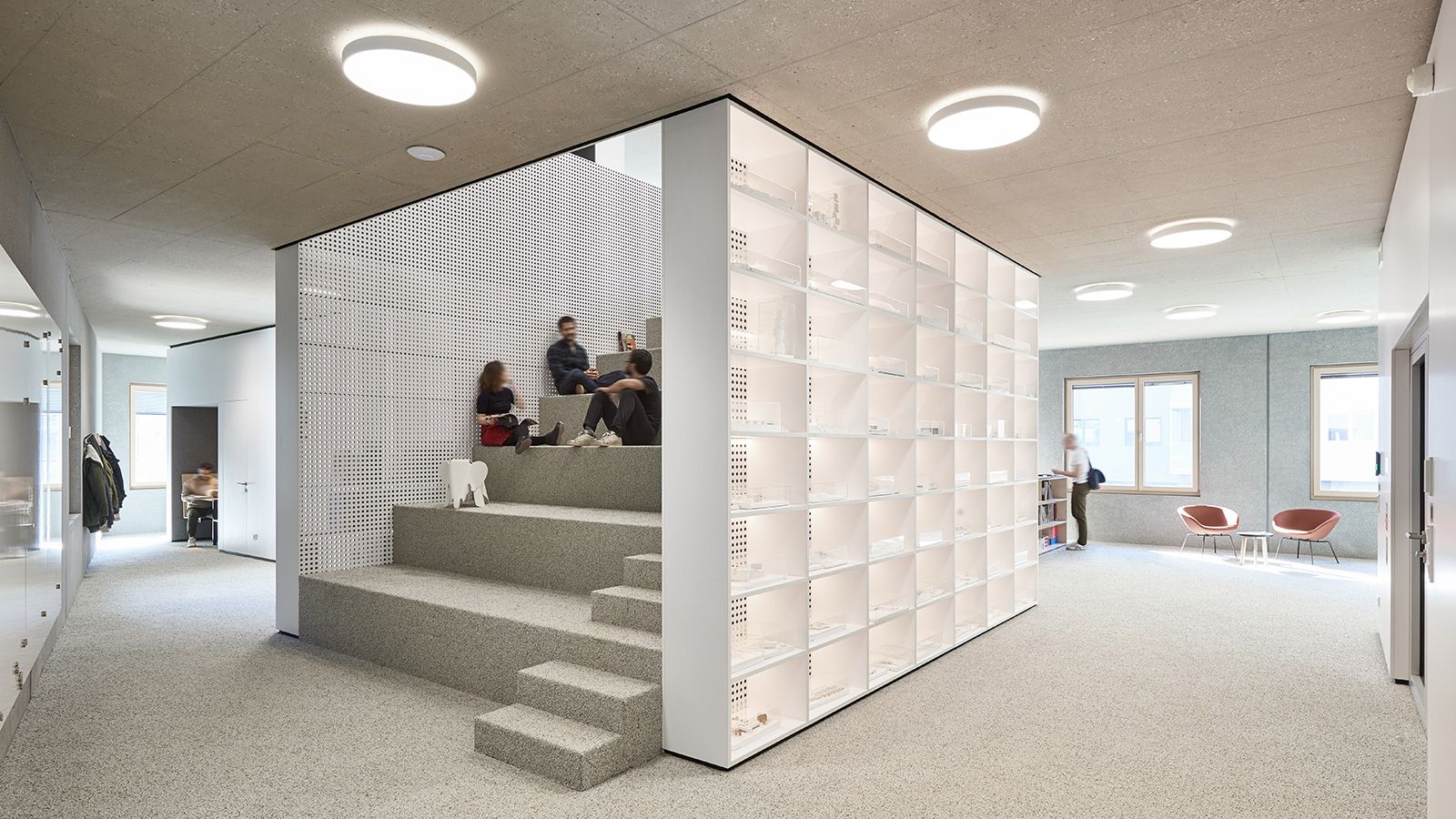 Das Wiener Architekturbüro Franz&Sue hat sich im Sonnwendviertel ein Bürohaus und Kreativcluster entwickelt.