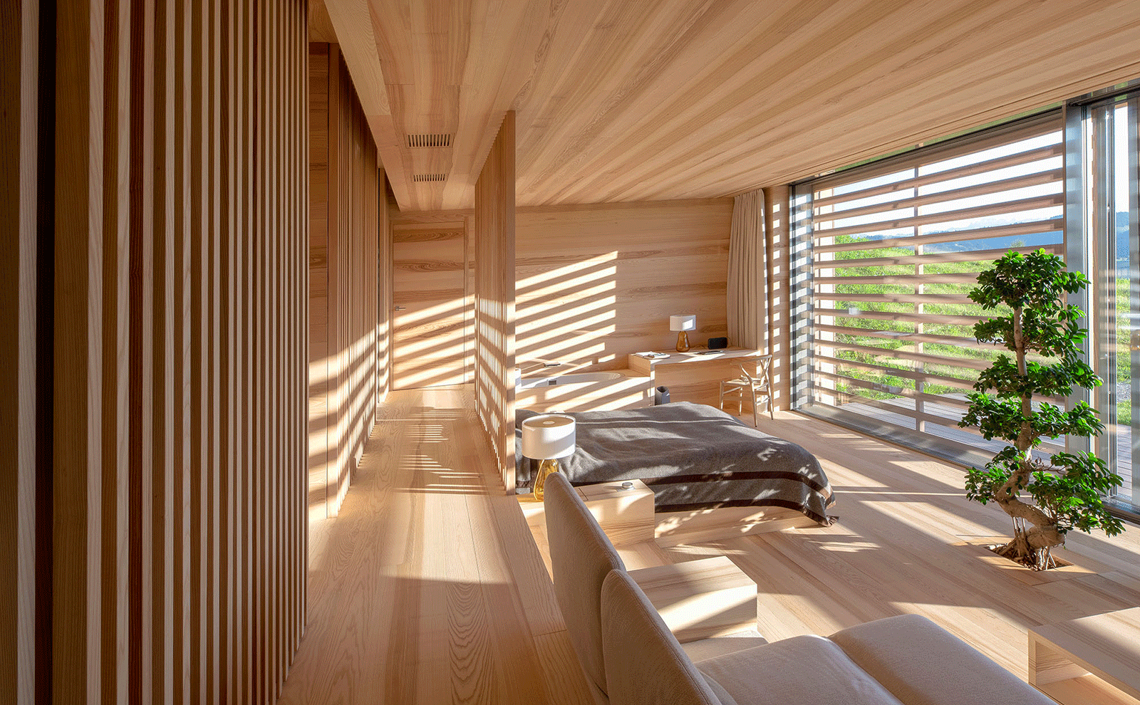 Gira Referenz: Hochwertiges Chalet in St. Gallen, Innenansicht Wohnraum 