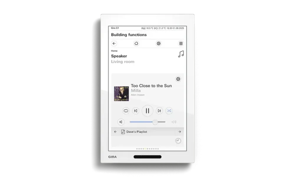 Gira G1 2nd generation in white with display for music control and speaker operation in the living room.